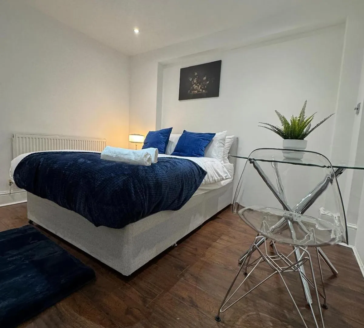 Homestay The Riverside Haven London