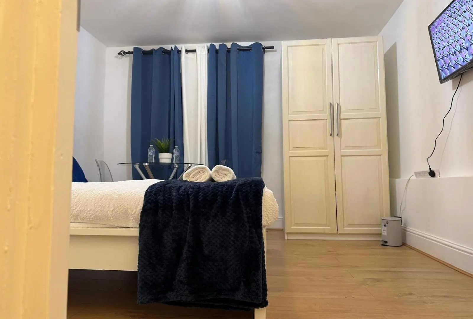 The Riverside Haven لندن 0*,  المملكة المتحدة